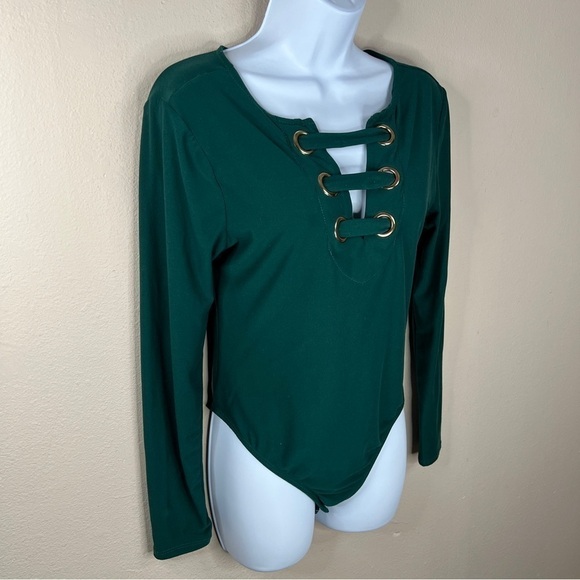 Green Gold Accent Bodysuit Long Sleeve Stretch V Neck Juniors Medium - Picture 4 of 8